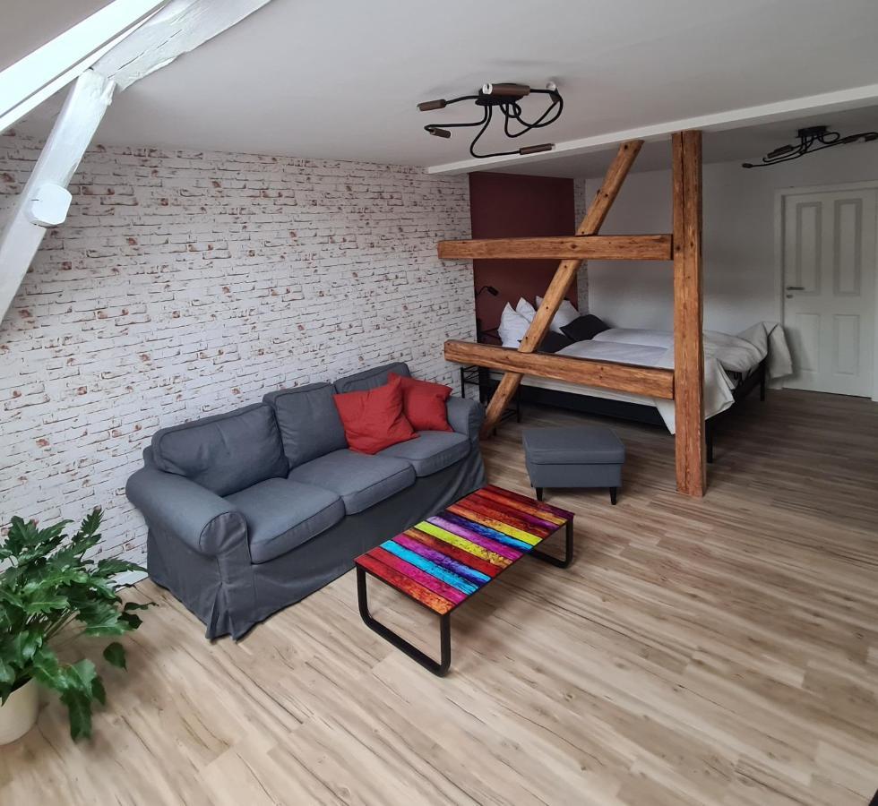 Gaestezimmer Treuen - Bed & Breakfast Exterior foto